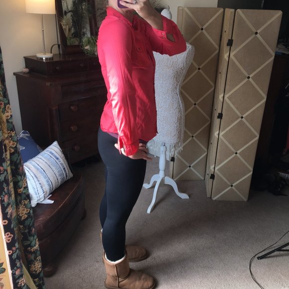 Express Lightweight Button Down Blouse - Picture 8 of 10